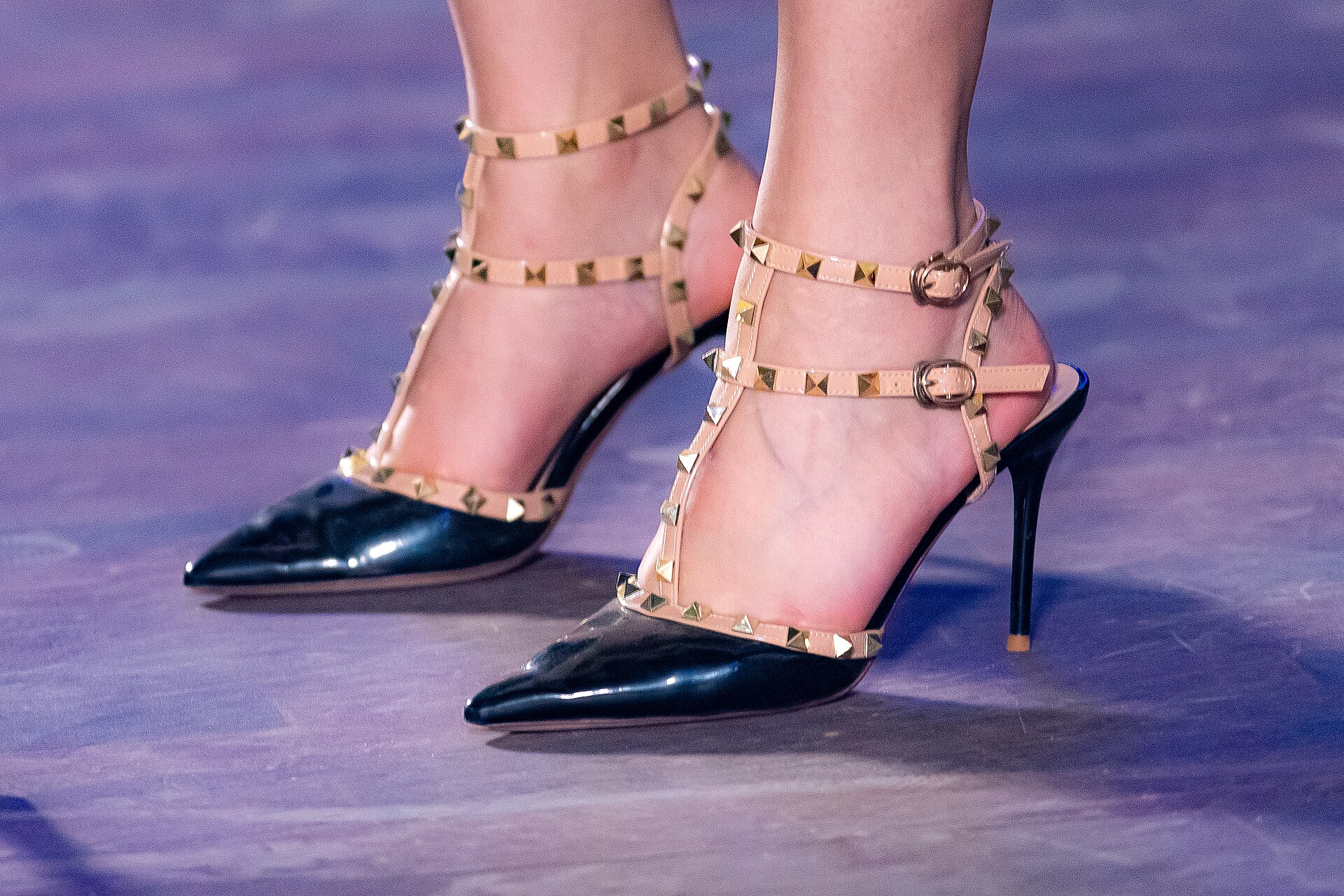 صنادل Rockstud