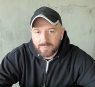 Demna Gvasalia — المؤسِّس